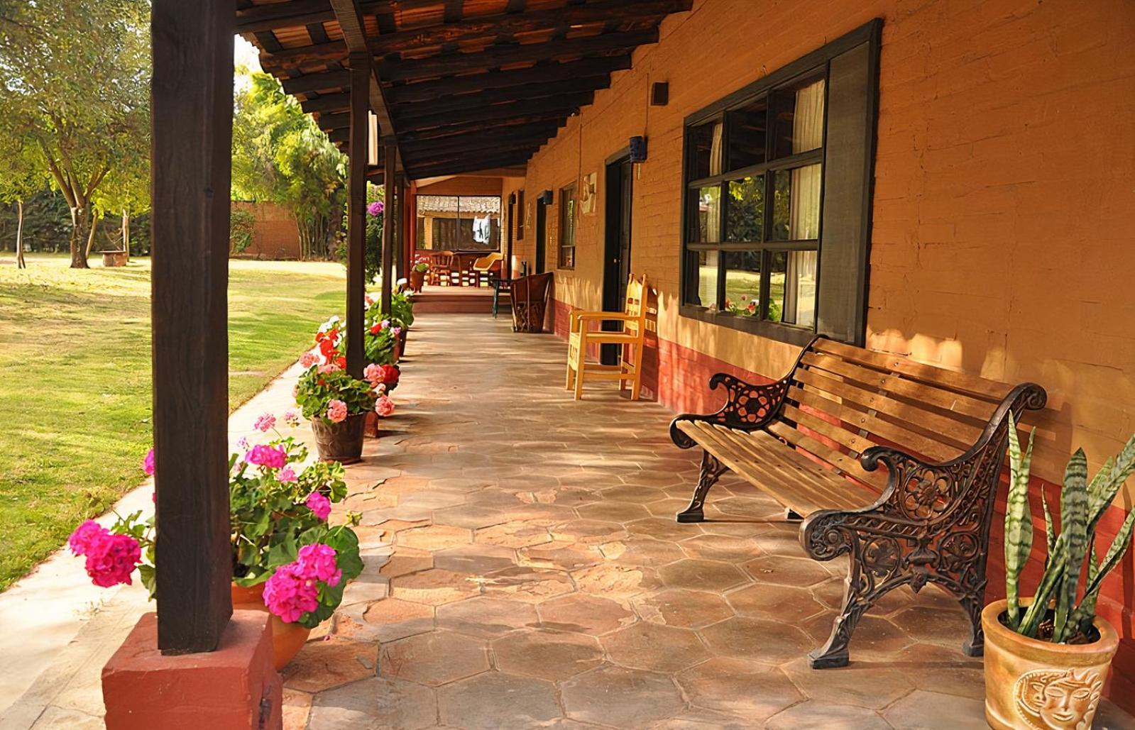 Villa Patzcuaro Garden Hotel Exterior foto